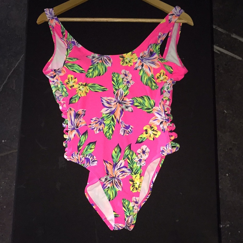 Girls Bikini